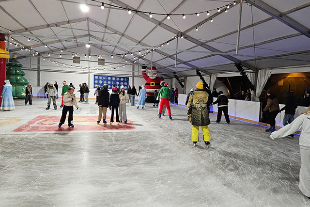 Lodowisko Warszawa Rembertów JDDIce