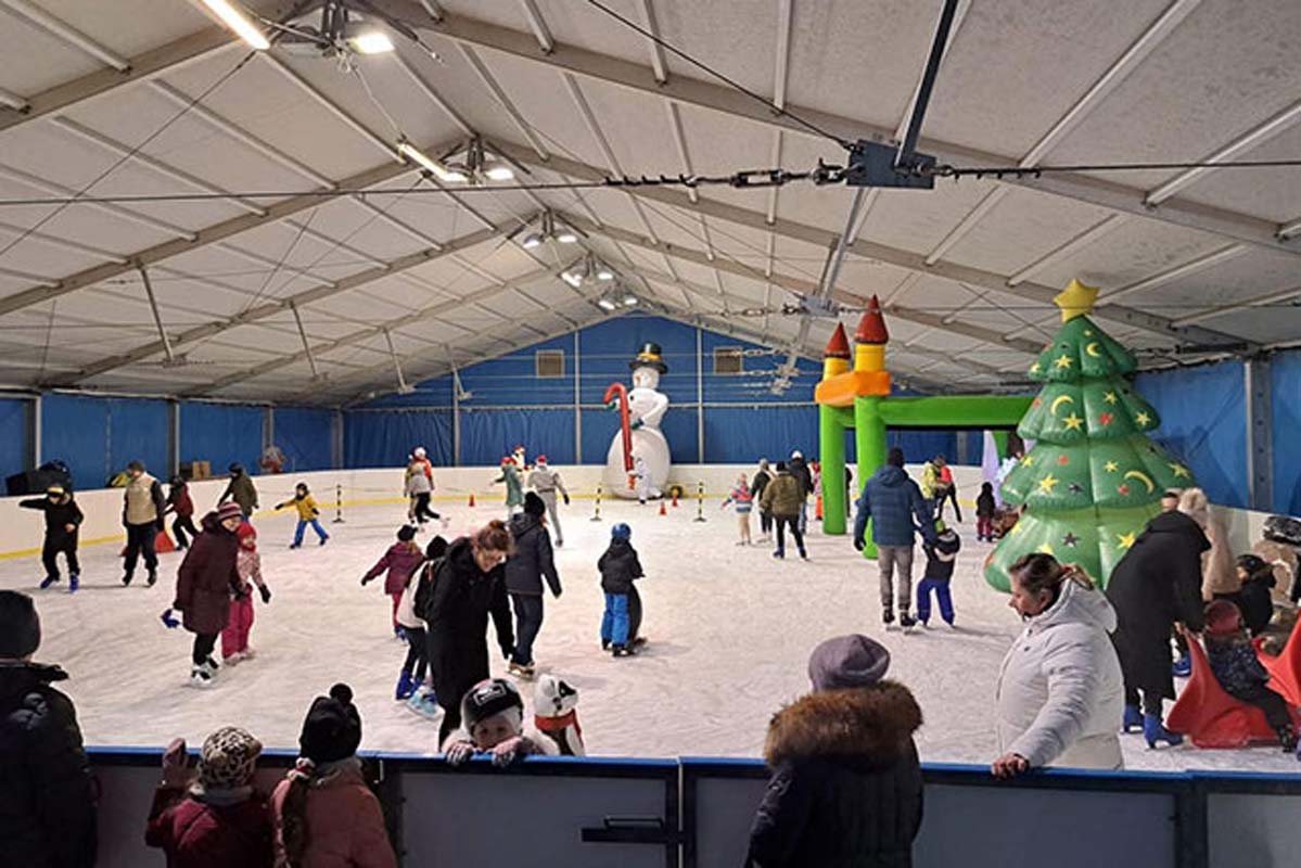 Lodowisko w Warszawie Wesołej, realizacja JDD Ice Group